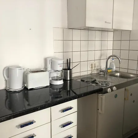Апартаменты Aachener Weiher 7 Кёльн